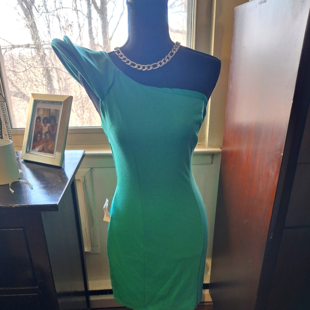 Mystic Green One-Shoulder Bodycon Cocktail Dress